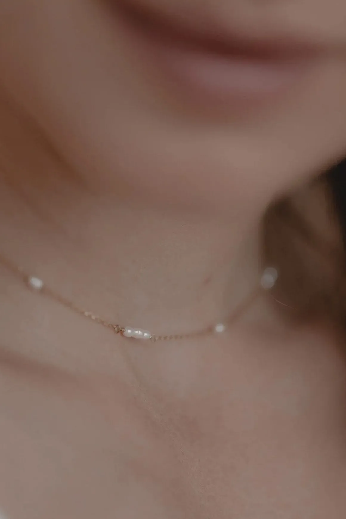 Braut Halskette mit kleinen Perlen – Celine