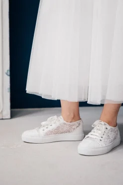 Braut Sneakers mit Spitze und Satinschnürsenkeln - Nelli Pearl Lace