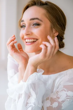 Braut Top mit Blumenmuster – Laina noni