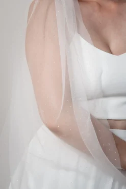 Langer, verzierter Schleier | The Perfect Bridal Company