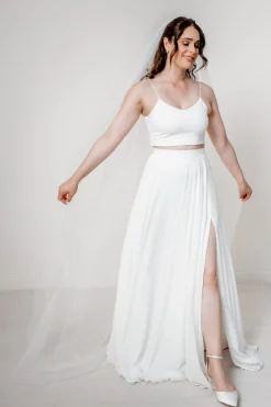 Langer, verzierter Schleier | The Perfect Bridal Company
