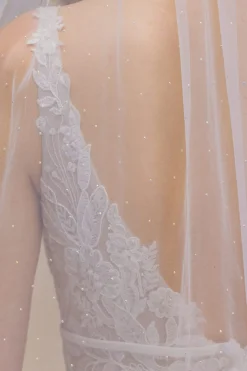 Langer, verzierter Schleier | The Perfect Bridal Company